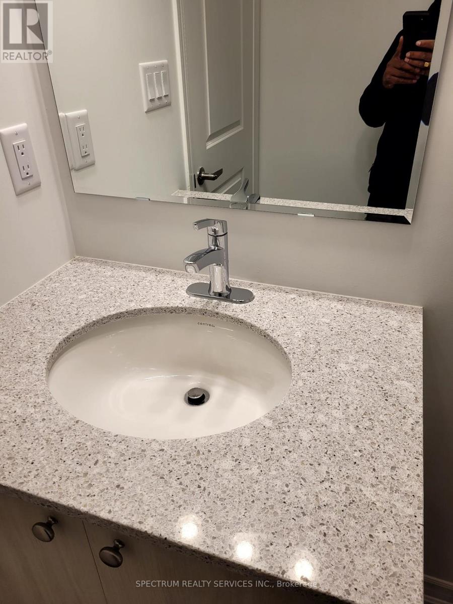 94 Ennerdale Street, Barrie, Ontario  L9J 0G5 - Photo 8 - S12801704