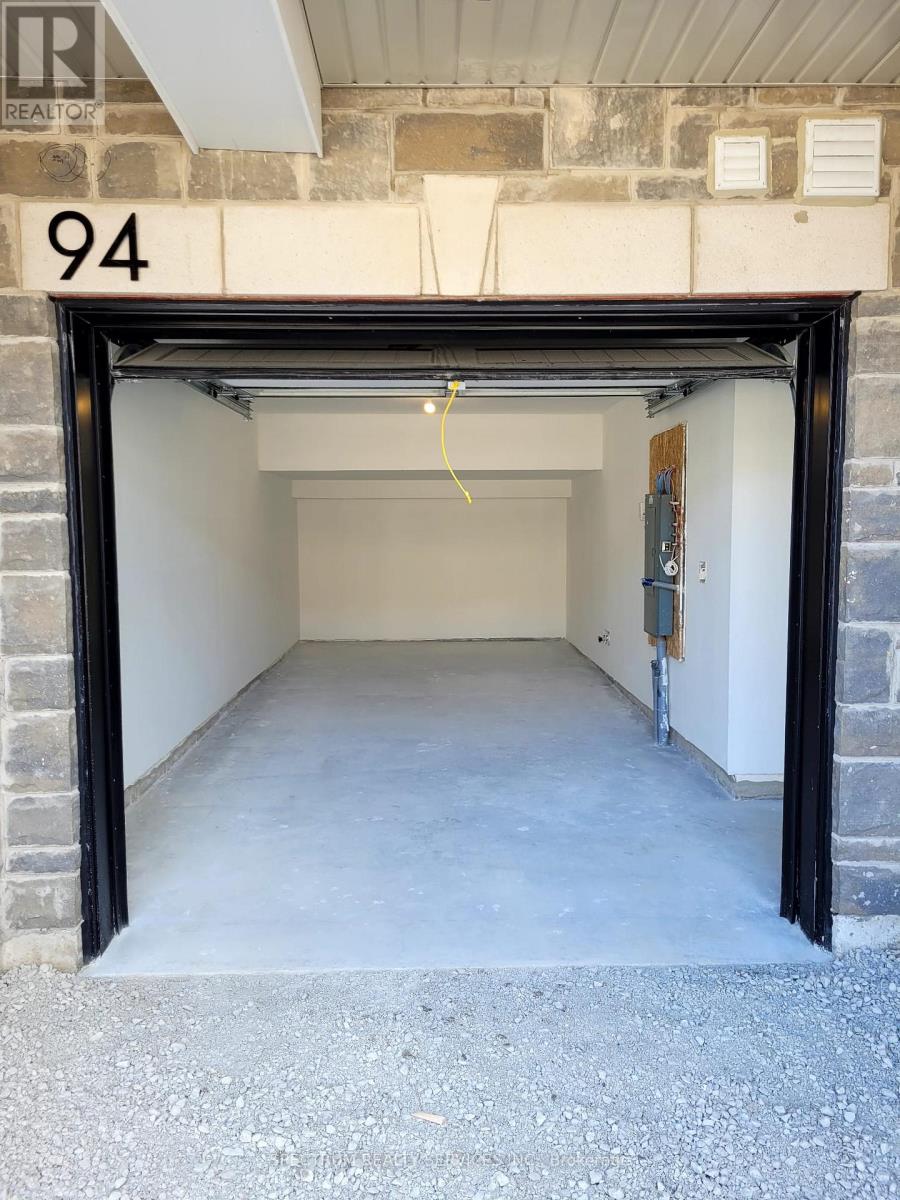 94 Ennerdale Street, Barrie, Ontario  L9J 0G5 - Photo 9 - S12801704