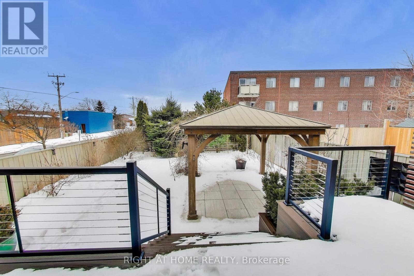 1090 Westmount Avenue, Mississauga, Ontario  L5E 1X7 - Photo 46 - W12779796