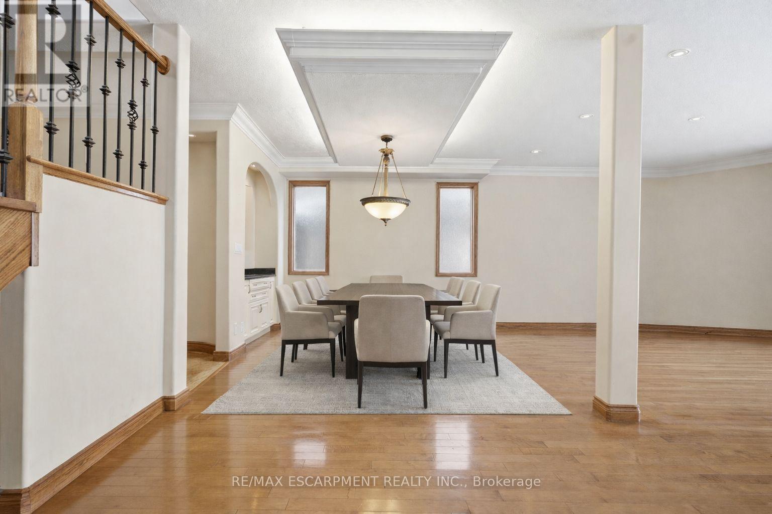 4 Lakeside Drive, Hamilton, Ontario  L8E 5C1 - Photo 8 - X12726180