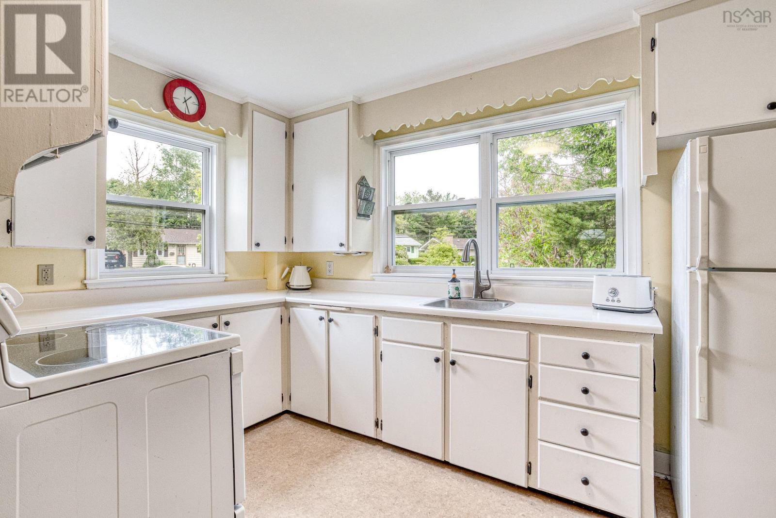 38 Lawson Avenue, Dartmouth, Nova Scotia  B2W 2Z3 - Photo 16 - 202603035