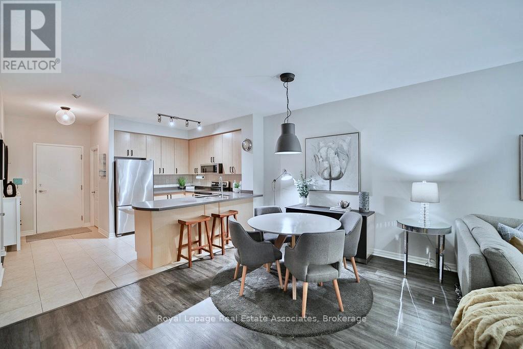 107 - 80 Port Street E, Mississauga (Port Credit), Ontario  L5G 4V6 - Photo 11 - W12801552