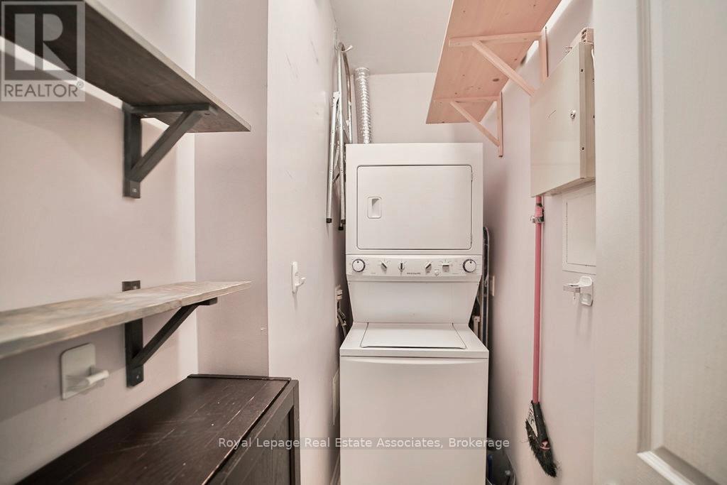 107 - 80 Port Street E, Mississauga (Port Credit), Ontario  L5G 4V6 - Photo 24 - W12801552