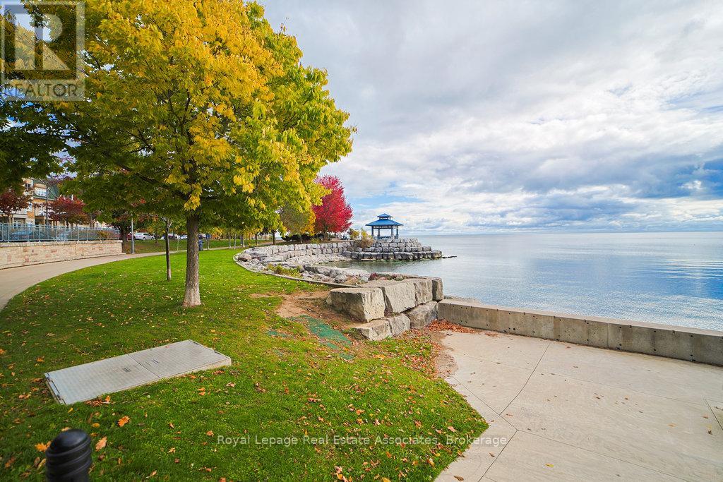 107 - 80 Port Street E, Mississauga (Port Credit), Ontario  L5G 4V6 - Photo 39 - W12801552