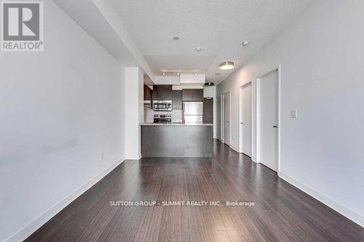 1110 - 365 Prince Of Wales Drive, Mississauga, Ontario  L5B 6G6 - Photo 5 - W12801622