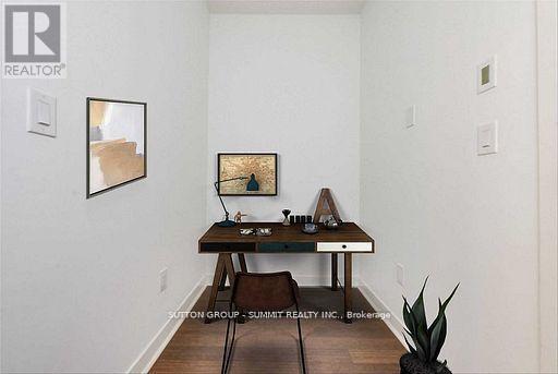 1110 - 365 Prince Of Wales Drive, Mississauga, Ontario  L5B 6G6 - Photo 9 - W12801622