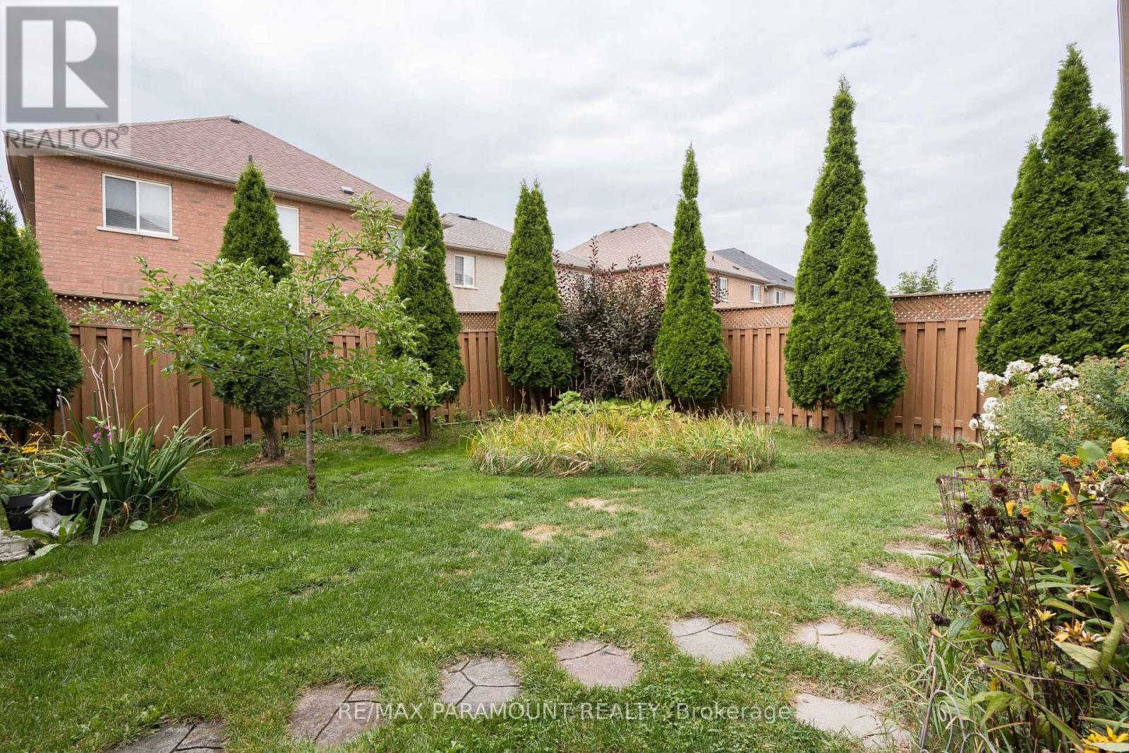 19 River Rock Crescent, Brampton, Ontario  L7A 2V2 - Photo 45 - W12801668