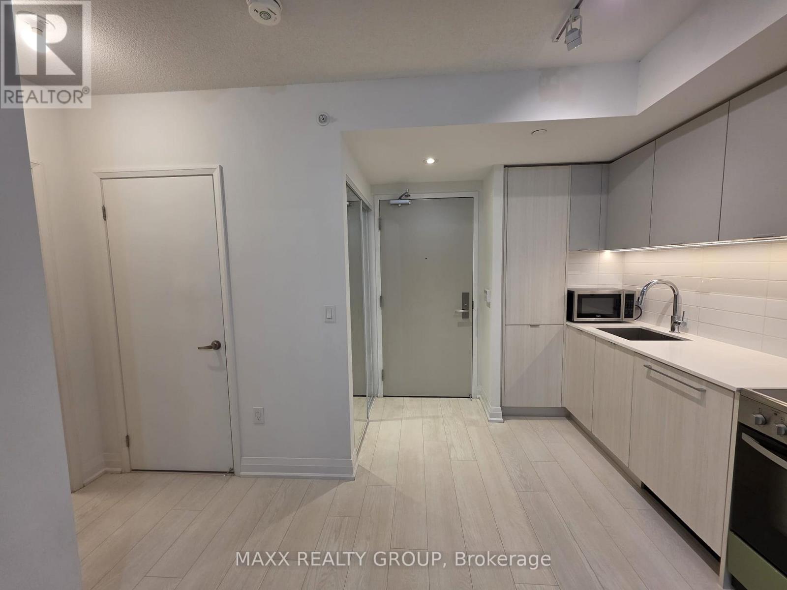 1804 - 30 Gibbs Road, Toronto, Ontario  M9B 0E4 - Photo 10 - W12801680