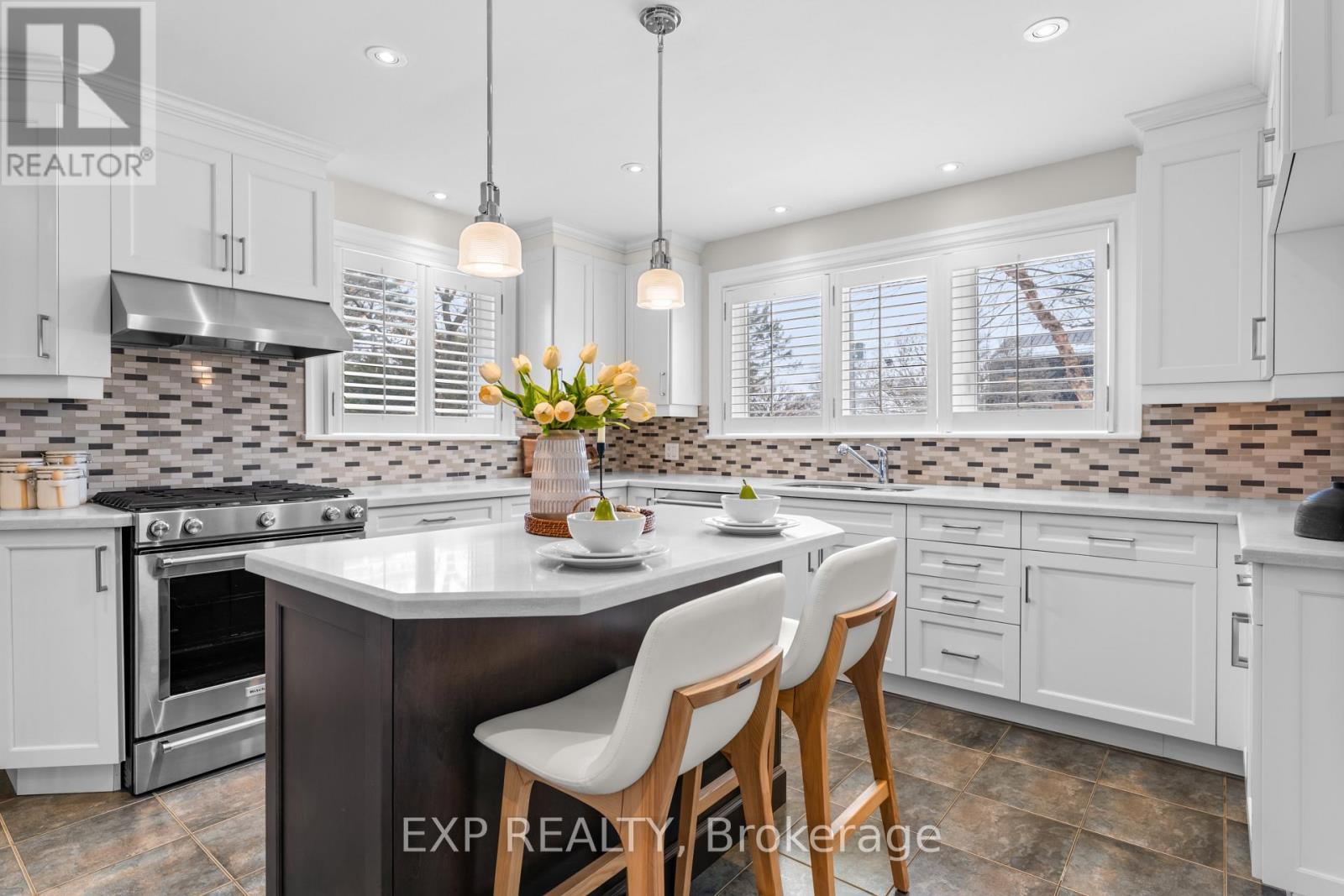 753 Kingsway Drive, Burlington, Ontario  L7T 3H6 - Photo 15 - W12801686