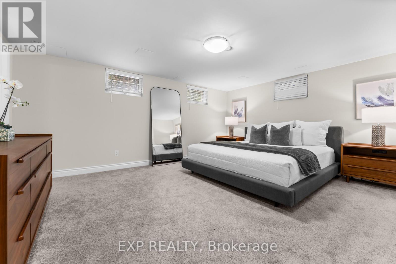 753 Kingsway Drive, Burlington, Ontario  L7T 3H6 - Photo 30 - W12801686