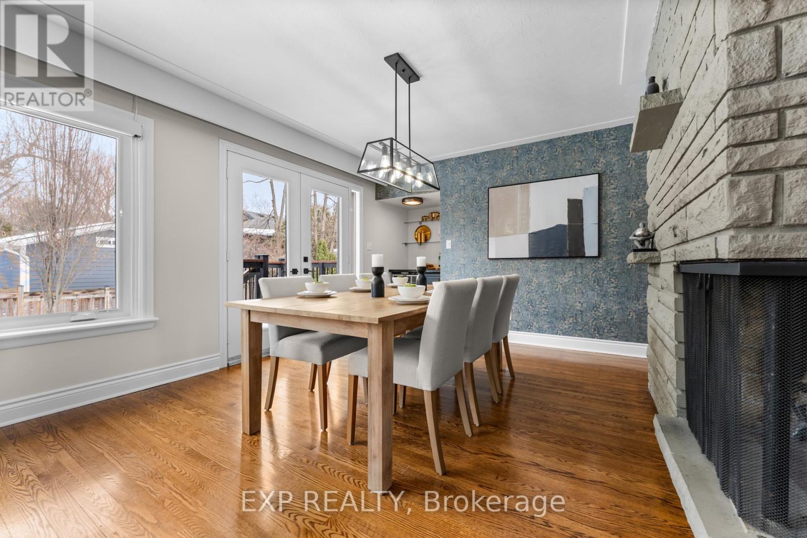 753 Kingsway Drive, Burlington, Ontario  L7T 3H6 - Photo 8 - W12801686