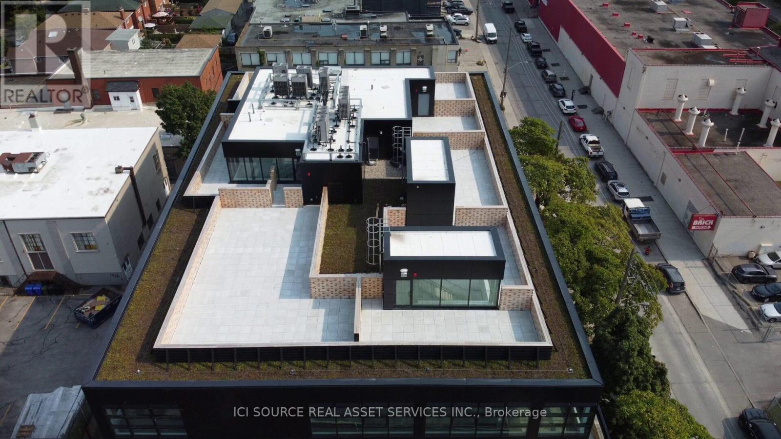 405 - 300 Geary Avenue, Toronto, Ontario  M6H 2C5 - Photo 5 - W12801706