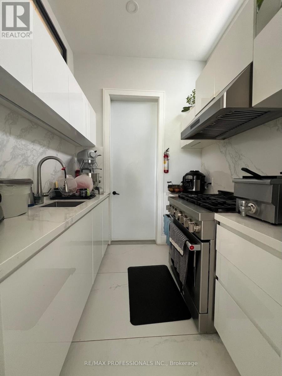 2206 Utely Road, Mississauga, Ontario  L5J 1X1 - Photo 14 - W12801708