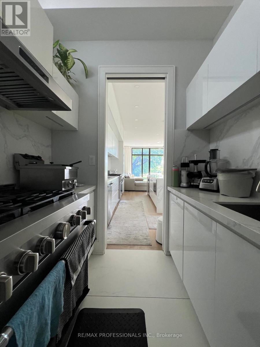 2206 Utely Road, Mississauga, Ontario  L5J 1X1 - Photo 17 - W12801708