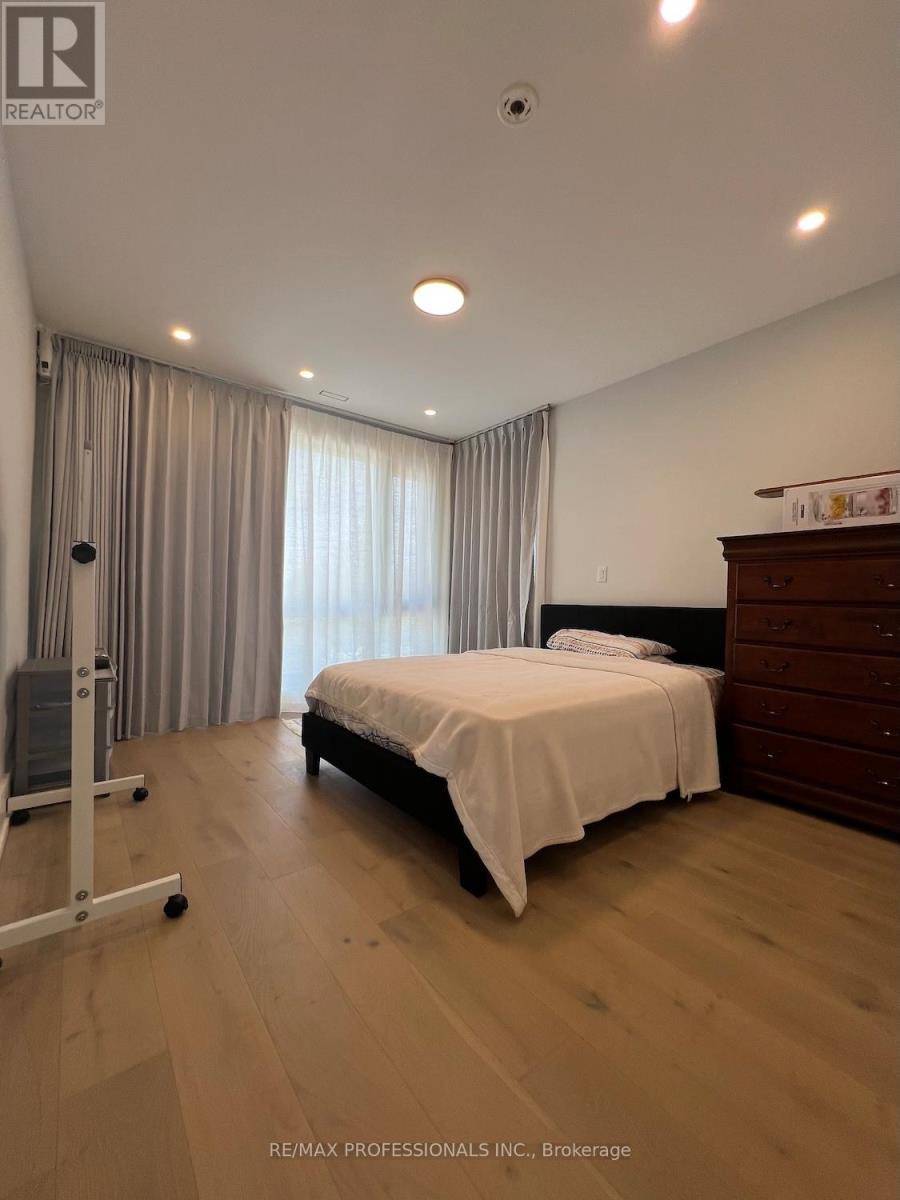 2206 Utely Road, Mississauga, Ontario  L5J 1X1 - Photo 22 - W12801708