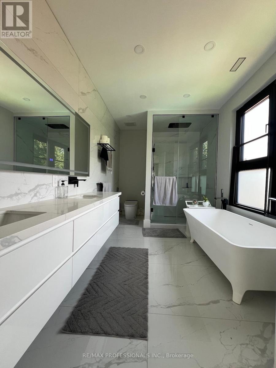 2206 Utely Road, Mississauga, Ontario  L5J 1X1 - Photo 31 - W12801708