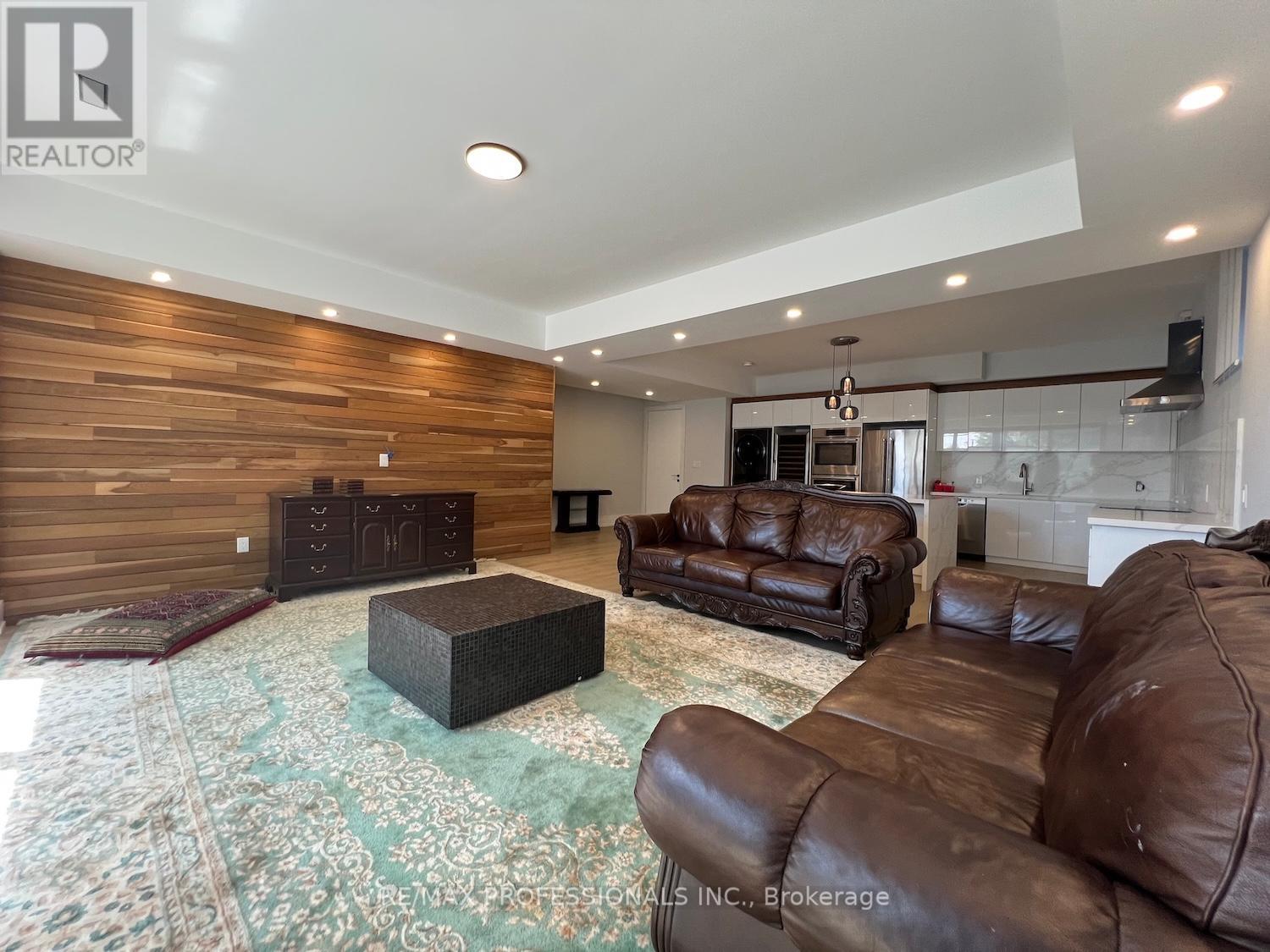 2206 Utely Road, Mississauga, Ontario  L5J 1X1 - Photo 38 - W12801708