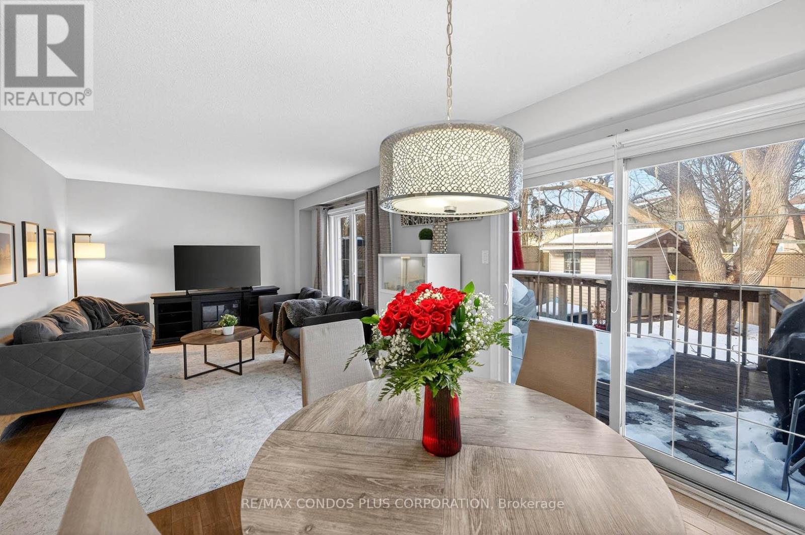 6956 Cadiz Crescent, Mississauga, Ontario  L5N 1Y4 - Photo 10 - W12801722