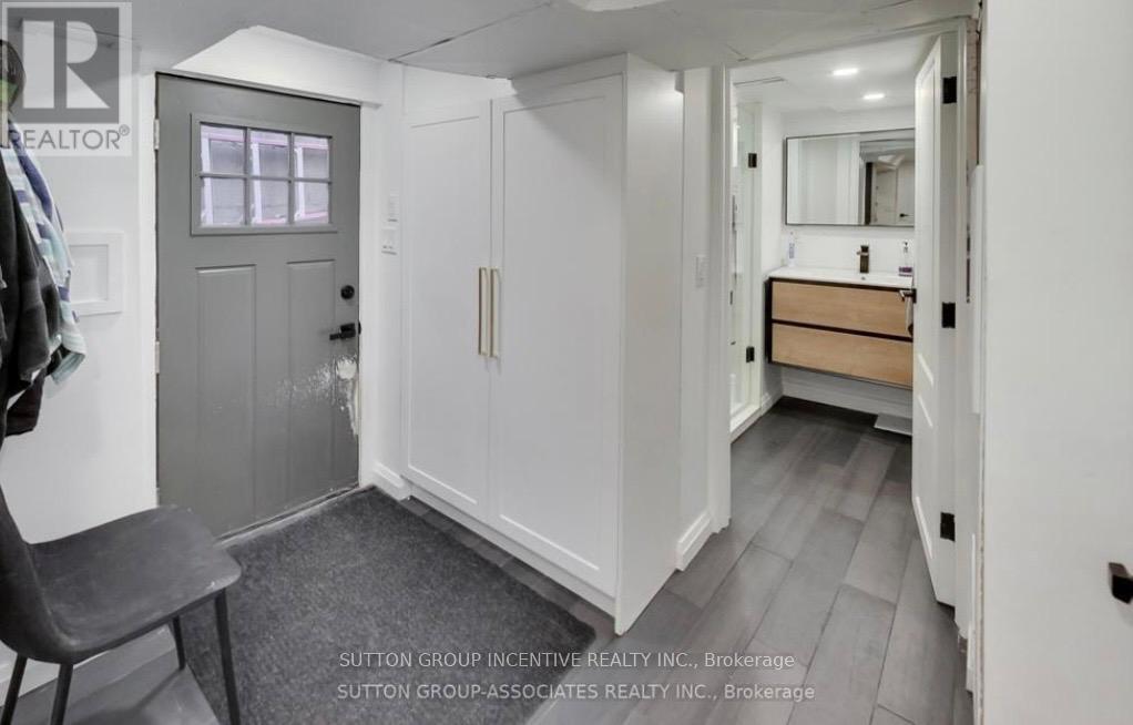 Lower - 97 Hatherley Road, Toronto, Ontario  M6E 1W3 - Photo 8 - W12801762