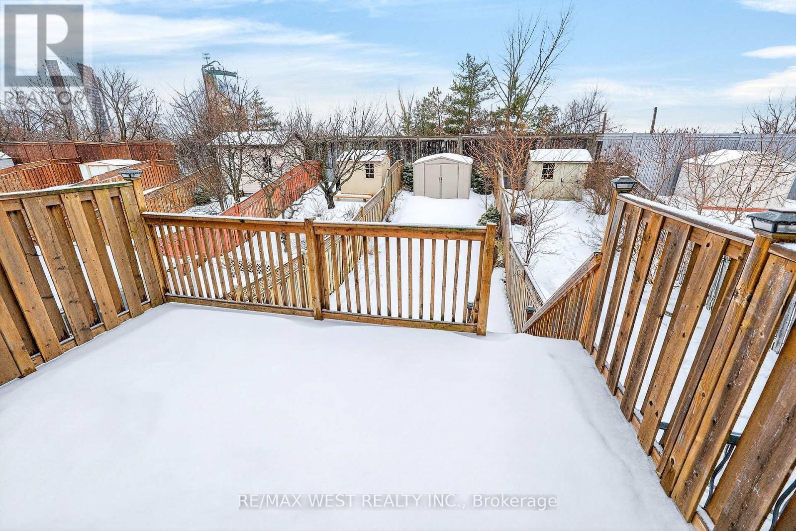 81 West Oak Crescent, Toronto, Ontario  M9N 3Z7 - Photo 34 - W12801766