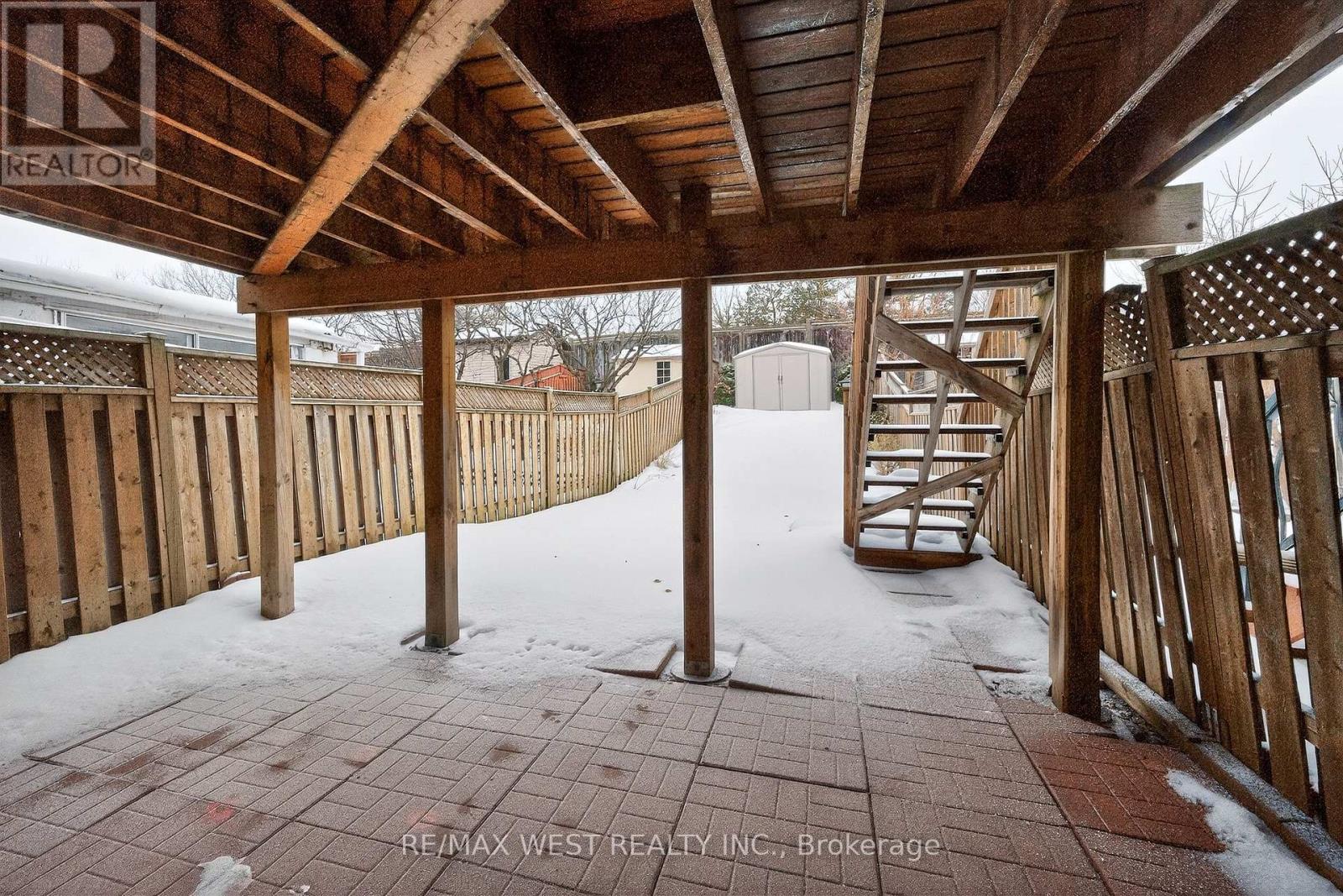 81 West Oak Crescent, Toronto, Ontario  M9N 3Z7 - Photo 35 - W12801766