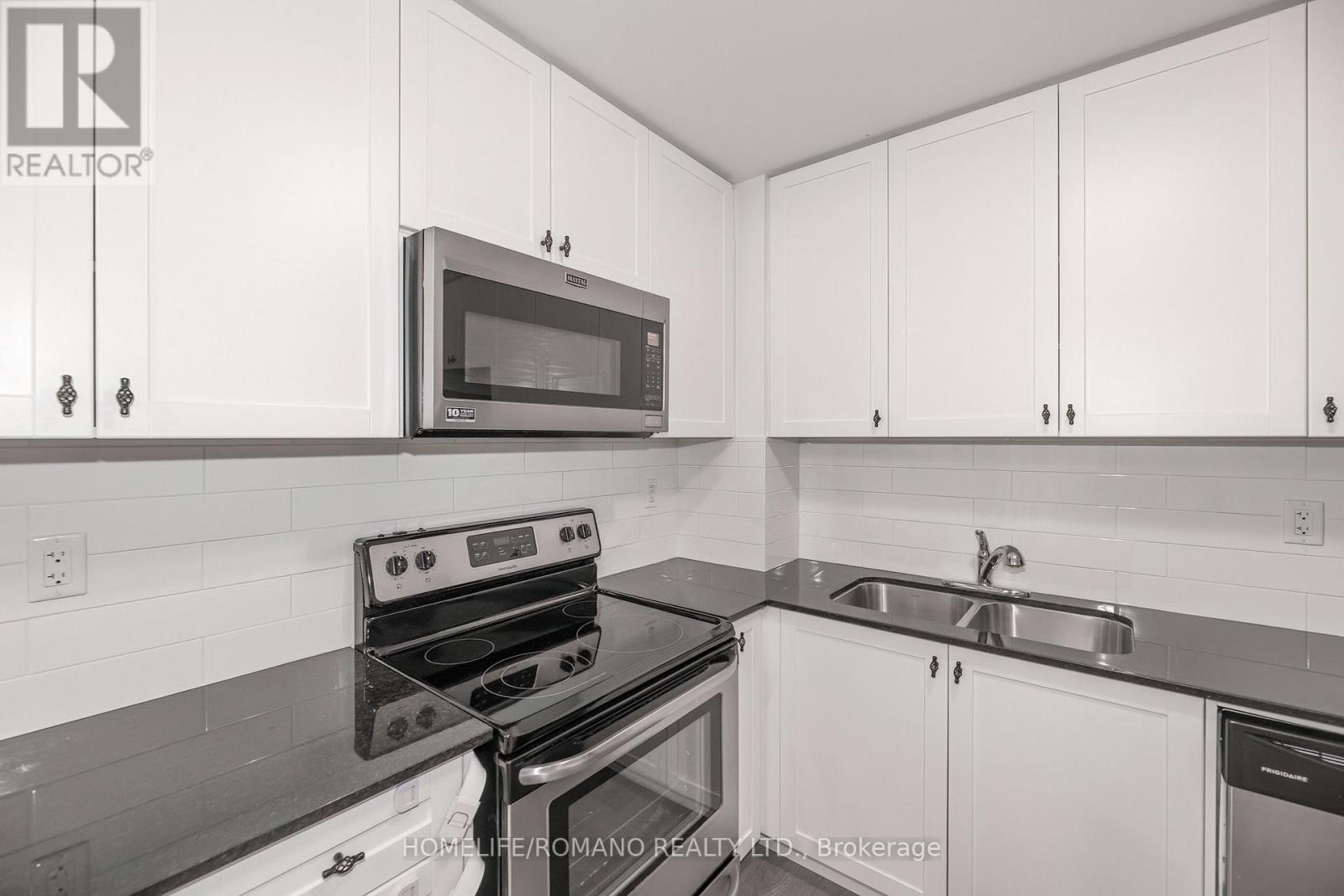 6b - 867 Wilson Avenue, Toronto, Ontario  M3K 0A4 - Photo 8 - W12801794