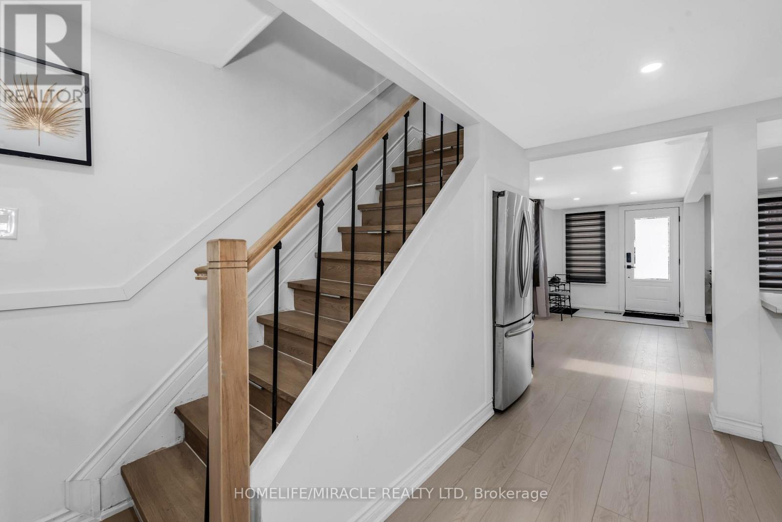 195 Randi Road, Mississauga, Ontario  L5A 1V6 - Photo 11 - W12801796