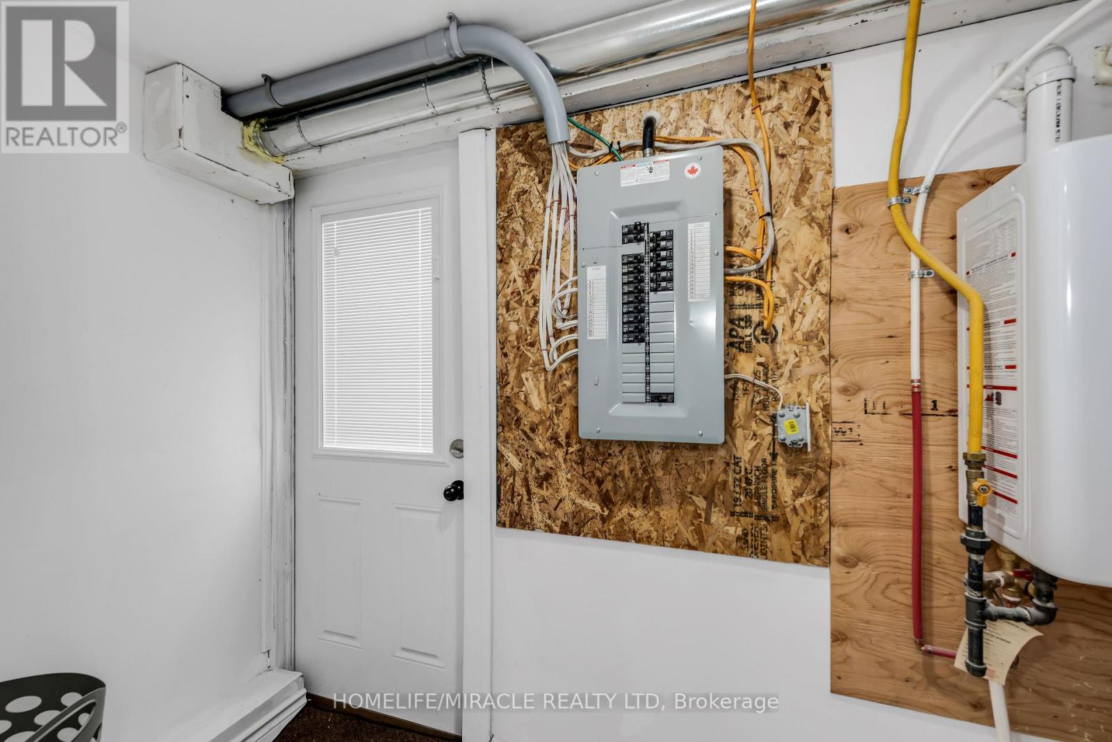 195 Randi Road, Mississauga, Ontario  L5A 1V6 - Photo 15 - W12801796