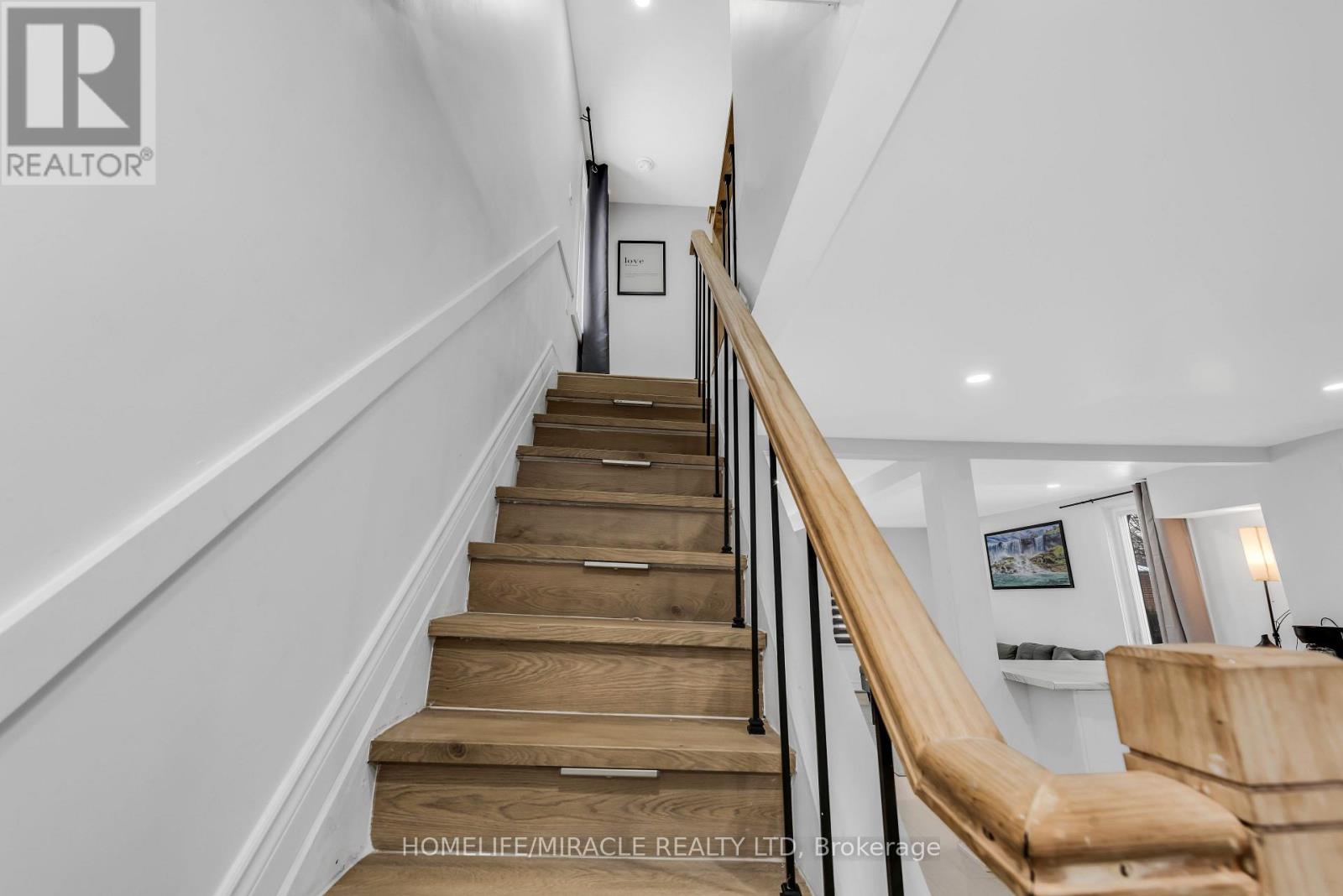 195 Randi Road, Mississauga, Ontario  L5A 1V6 - Photo 20 - W12801796