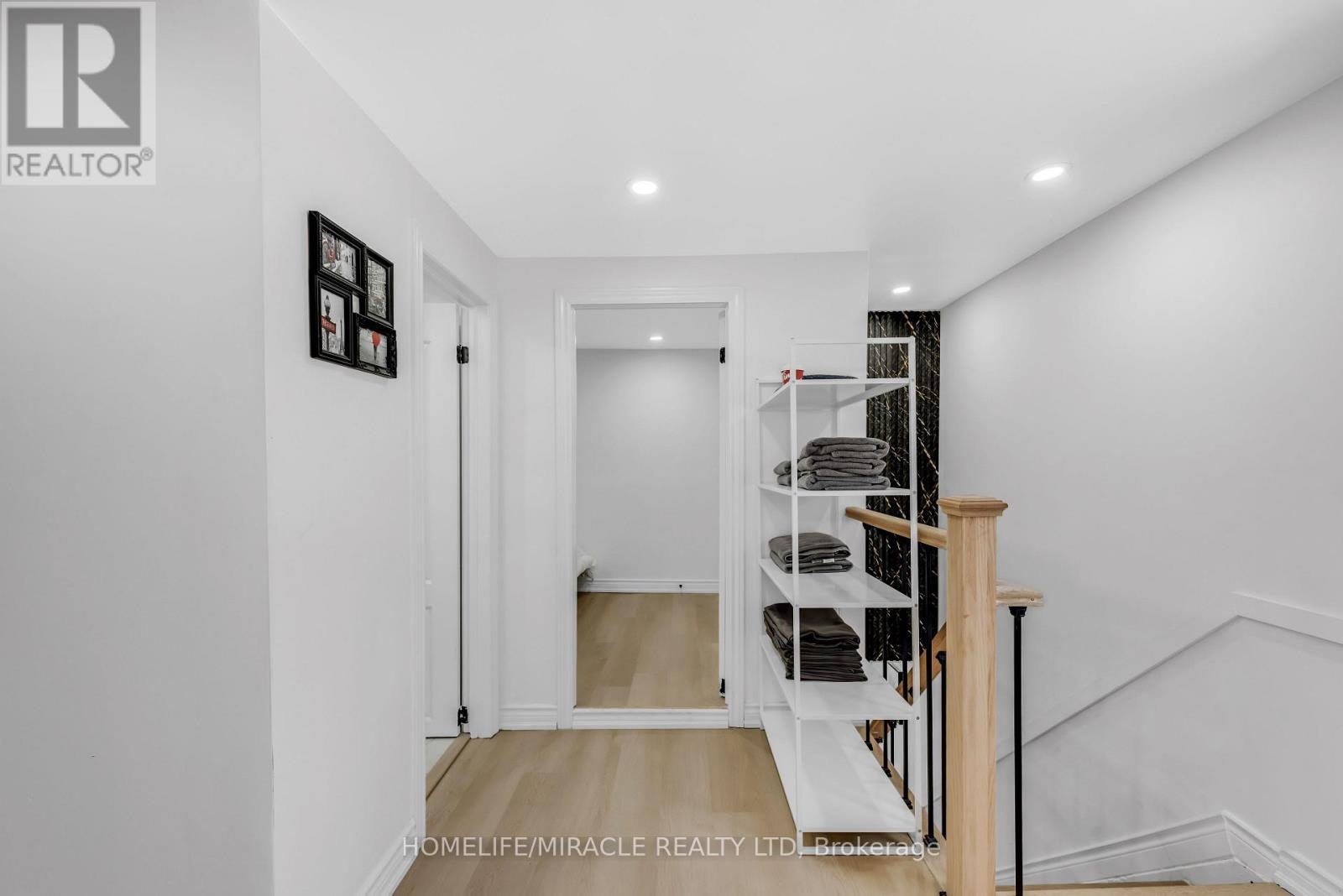 195 Randi Road, Mississauga, Ontario  L5A 1V6 - Photo 26 - W12801796