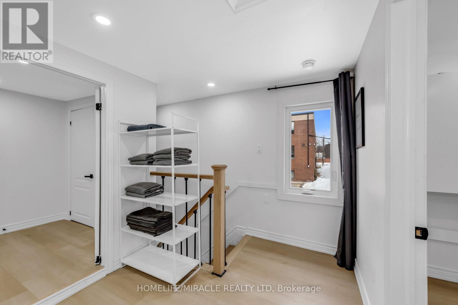 195 Randi Road, Mississauga, Ontario  L5A 1V6 - Photo 27 - W12801796