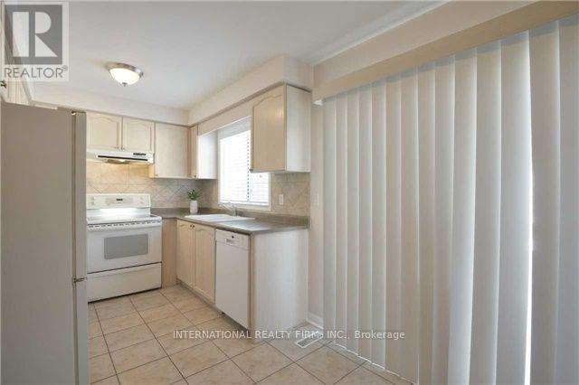 M & U - 3259 High Springs Crescent N, Mississauga, Ontario  L5B 4G7 - Photo 7 - W12801804