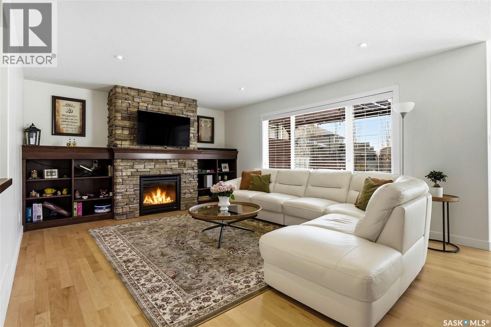 3809 Goldfinch Way, Regina, Saskatchewan  S4V 1S4 - Photo 5 - SK028859