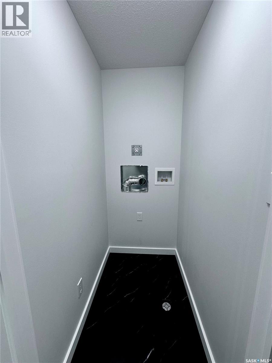 5453 Buckingham Drive E, Regina, Saskatchewan  S4V 4B5 - Photo 15 - SK028818