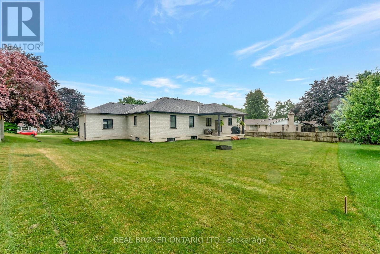 30 Tanager Drive, Tillsonburg, Ontario  N4G 1A9 - Photo 37 - X12801542