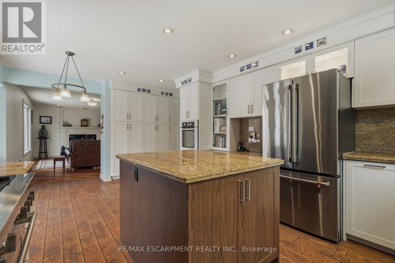 141 Garden Avenue, Hamilton, Ontario  L9G 4V9 - Photo 15 - X12801562