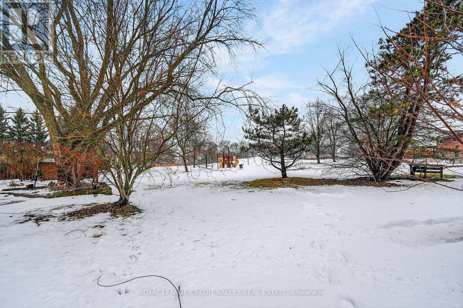 20 Nottingham Court, Welland, Ontario  L3C 5X5 - Photo 20 - X12801580