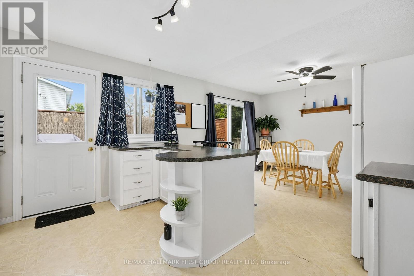 605 Burwash Street, Cobourg, Ontario  K9A 4V9 - Photo 11 - X12801650