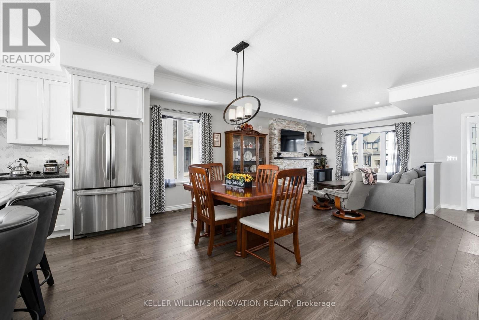 210 Krotz Street W, North Perth, Ontario  N4W 0E1 - Photo 12 - X12801654