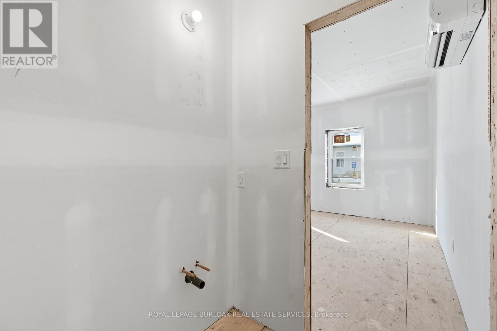 103 - 280 Wilson Street E, Hamilton, Ontario  L9G 2B9 - Photo 11 - X12801698