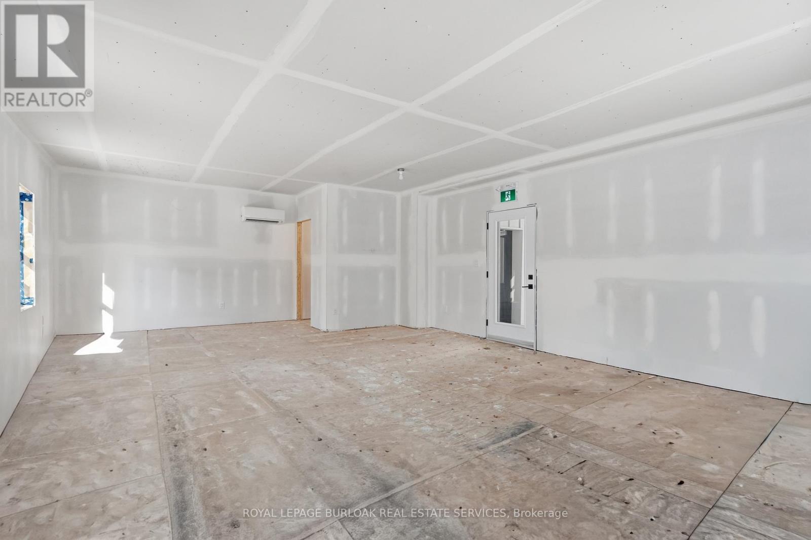 101/102/103 - 280 Wilson Street E, Hamilton, Ontario  L9G 2B9 - Photo 13 - X12801836