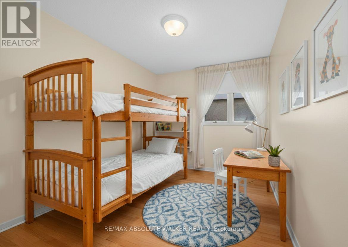 1851 Burfield Avenue, Ottawa, Ontario  K1J 6S9 - Photo 25 - X12793936