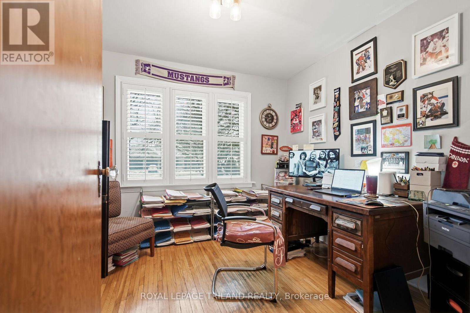 Photo 19 of 47 for 831 Riverside Drive