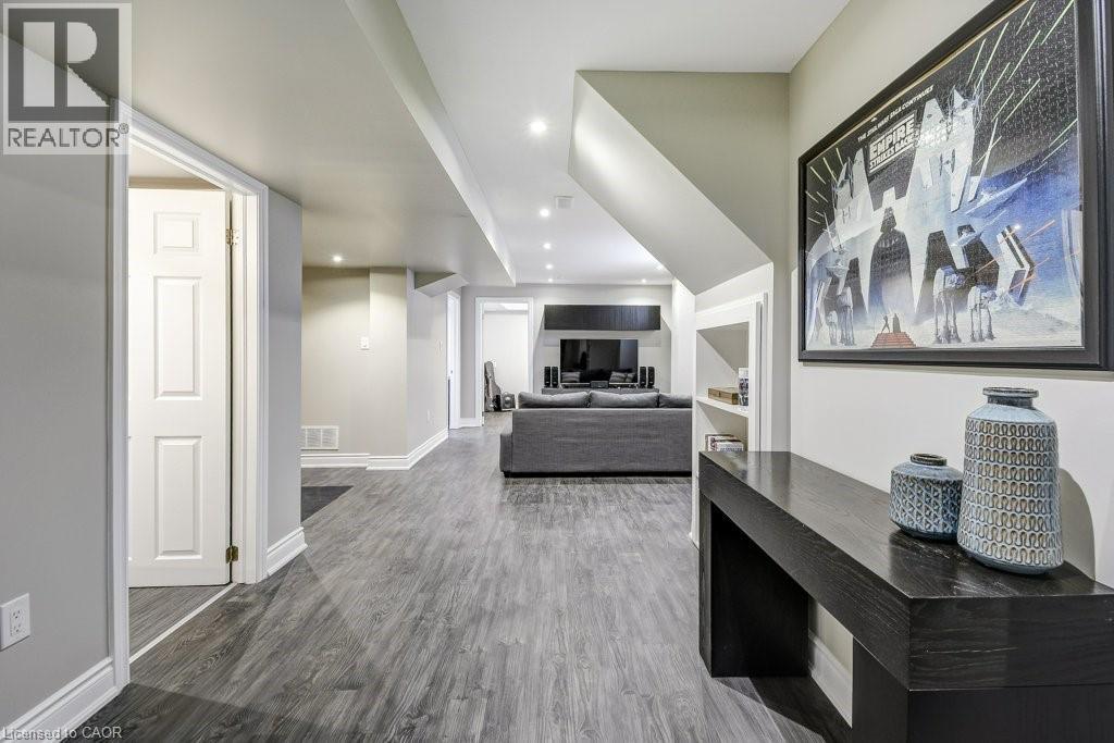 20 Bousfield Court, Waterdown, Ontario  L8B 0T3 - Photo 27 - 40806200