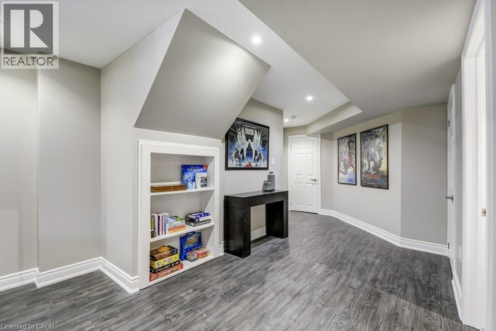 20 Bousfield Court, Waterdown, Ontario  L8B 0T3 - Photo 28 - 40806200