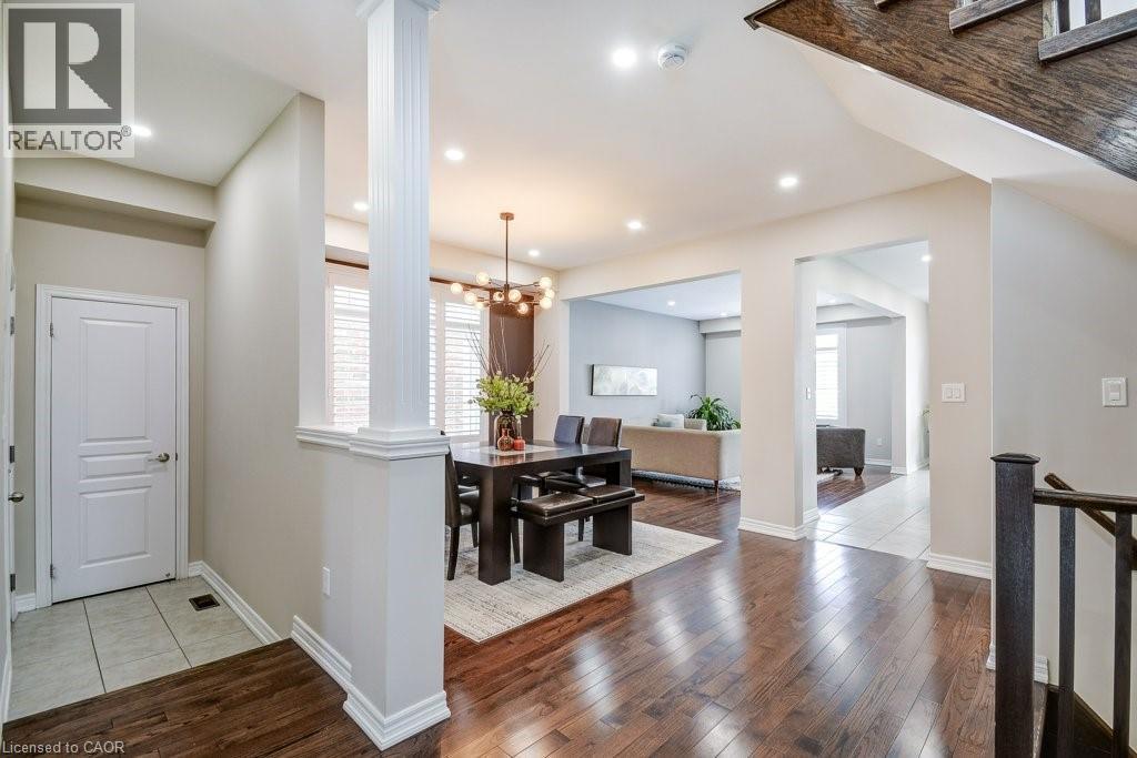 20 Bousfield Court, Waterdown, Ontario  L8B 0T3 - Photo 6 - 40806200