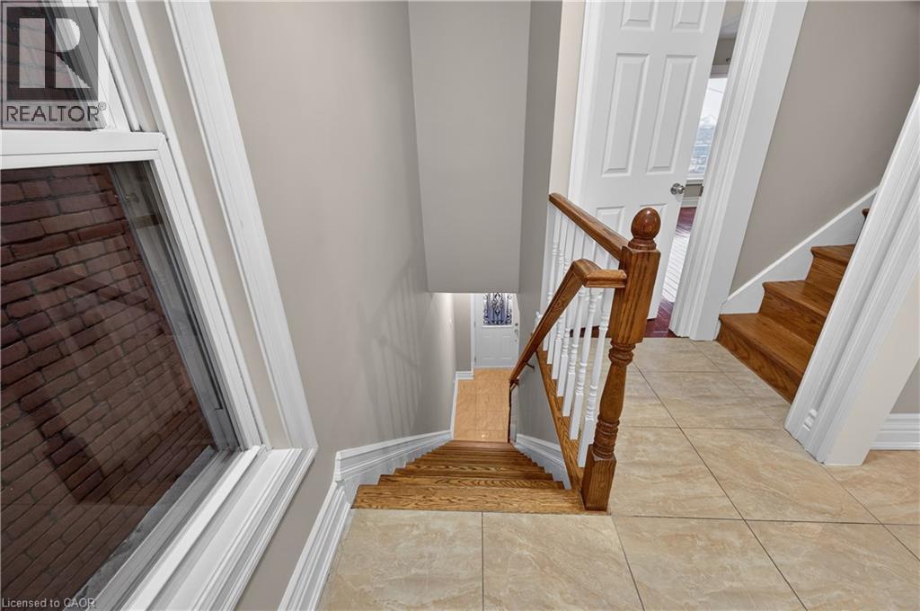 17 Sanford Avenue S Unit# 2, Hamilton, Ontario  L8M 2G4 - Photo 12 - 40806027