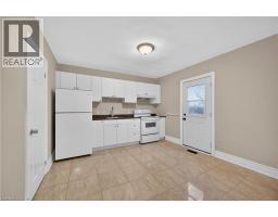 17 SANFORD Avenue S Unit# 2, hamilton, Ontario