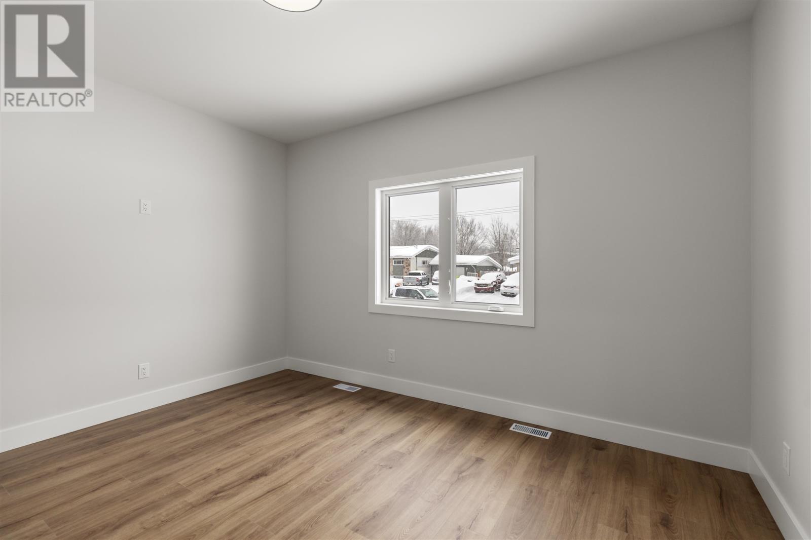 28 Sherwood Pkwy, Sault Ste. Marie, Ontario  P6C 3A8 - Photo 29 - SM260114