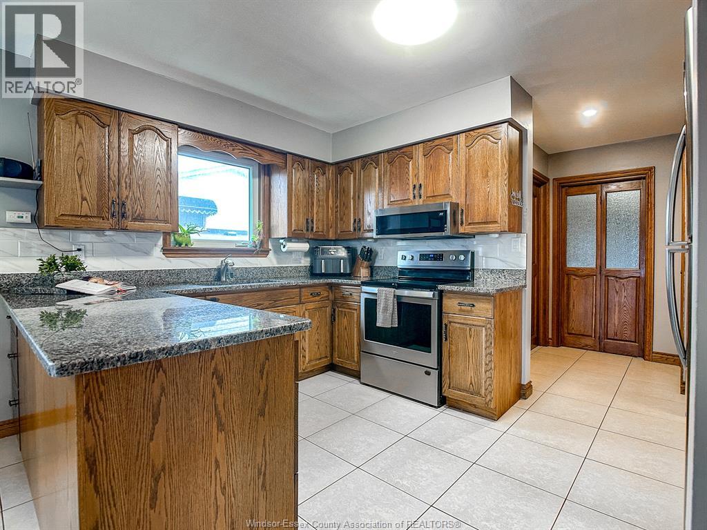 279 Chene, Tecumseh, Ontario  N8N 3H5 - Photo 14 - 26003526